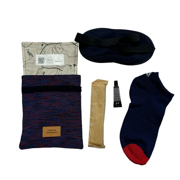 DELTA x SOMEONE SOMEWHERE *NEW* Amenity Kit Mexico Blue Red Eye Mask Socks Tooth - Picture 6 of 8
